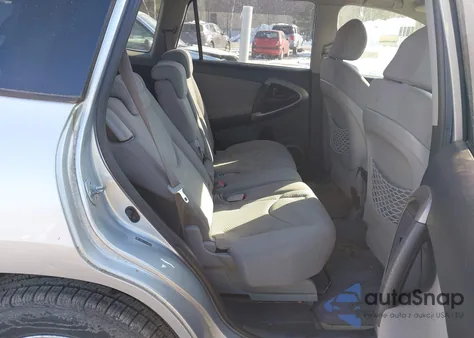 2007 Toyota Rav4 Limited из США, поврежденный, VIN JTMBD31V675058443